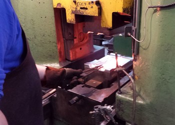 ouvre huitre moulage made in france